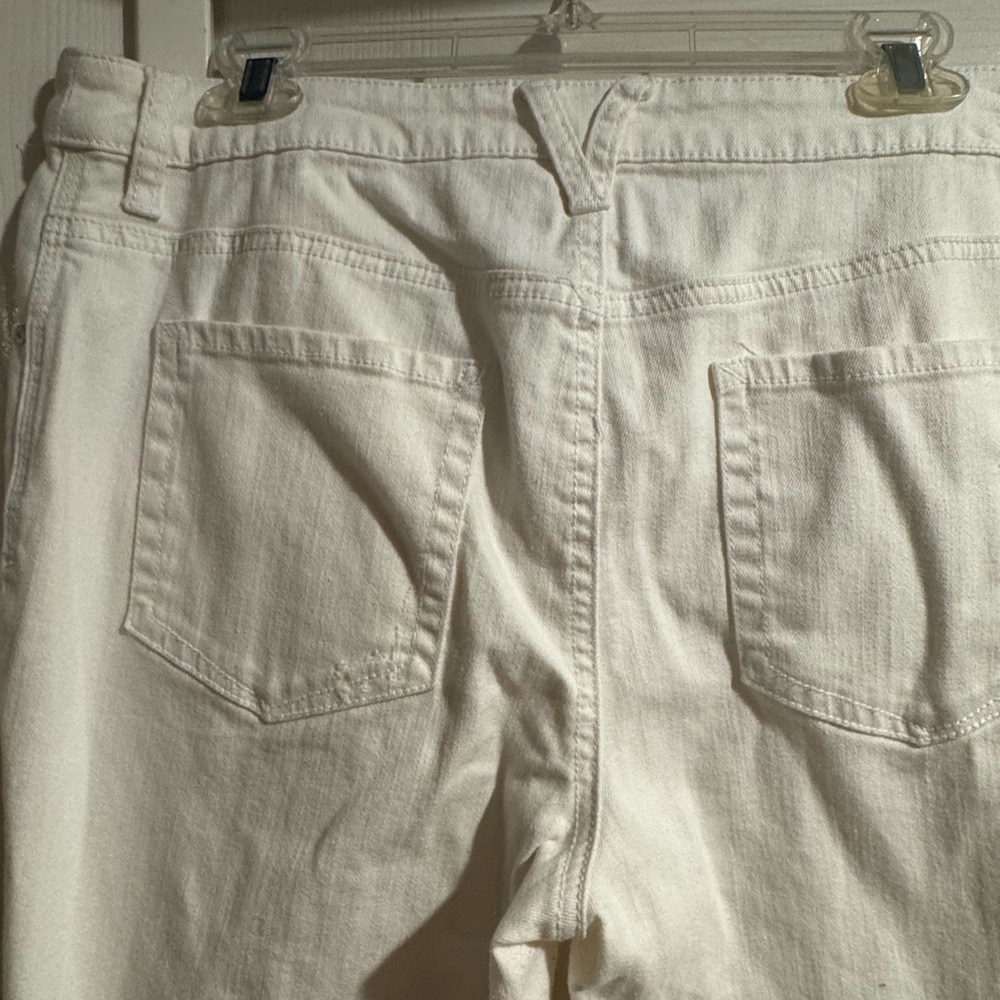 Chico's platinum Cream jeans - Picture 6 of 6
